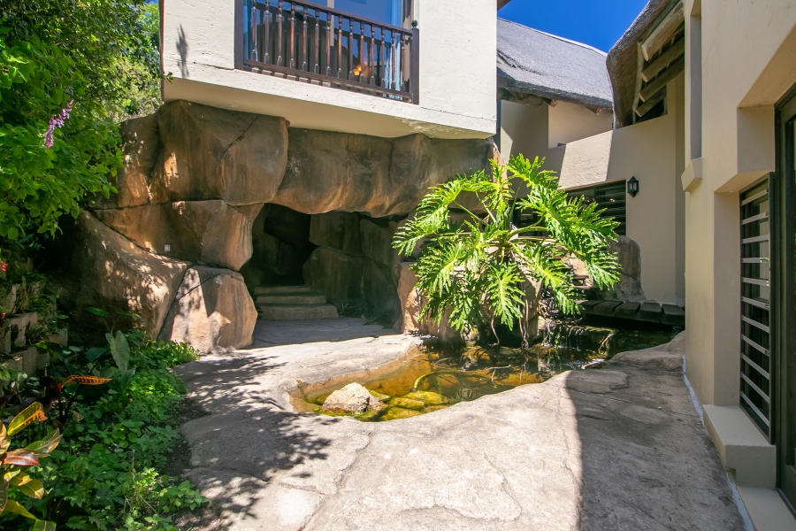 5 Bedroom Property for Sale in Pezula Golf Estate Western Cape